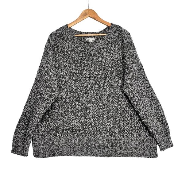 American Eagle Oversized Knit Sweater Sz M Gray Pullover Crewneck Side Slit - Picture 1 of 6